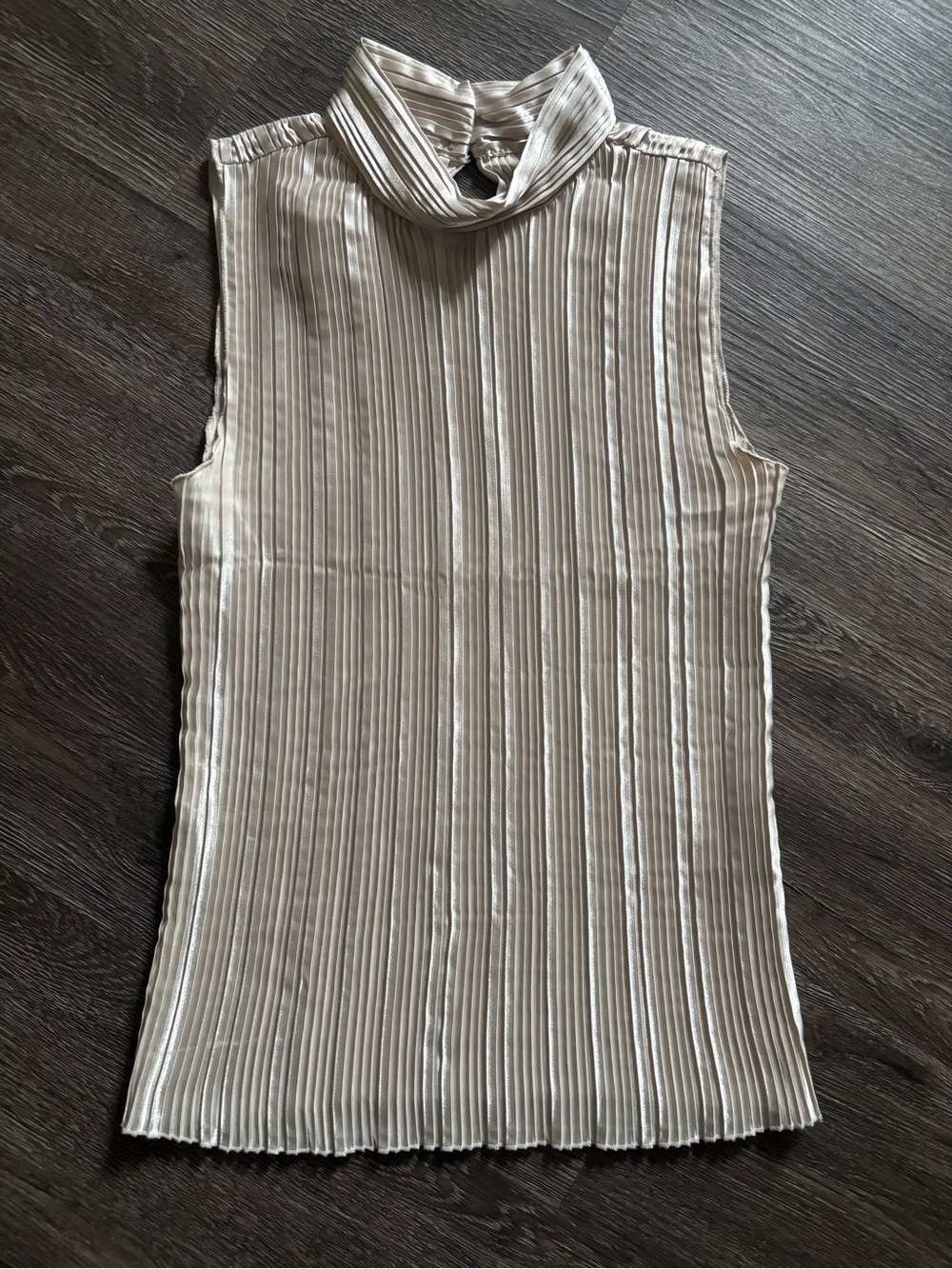 NICOLA Sleeveless Pleated Mock Neck Tank in Cream